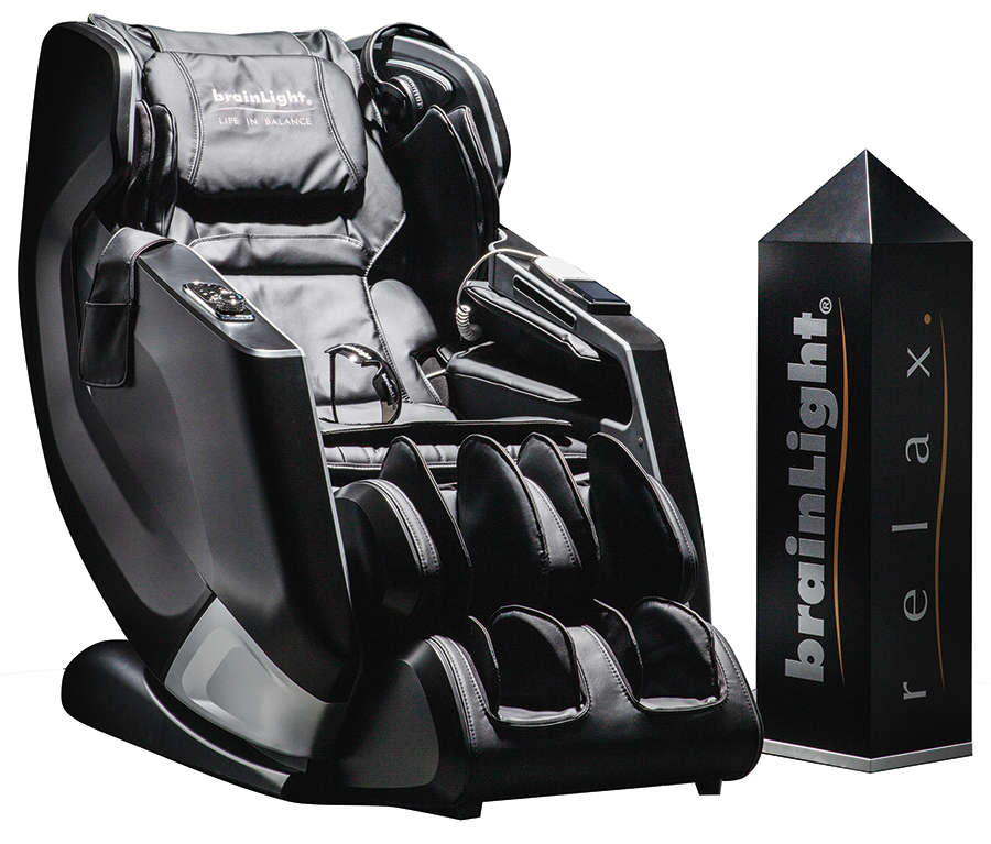 Schwarzer brainLight Relax Massagesessel mit mehreren Massagefunktionen und einem dazugehörigen Stehturm.